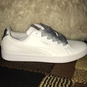 Puma Smash V2 Leathers